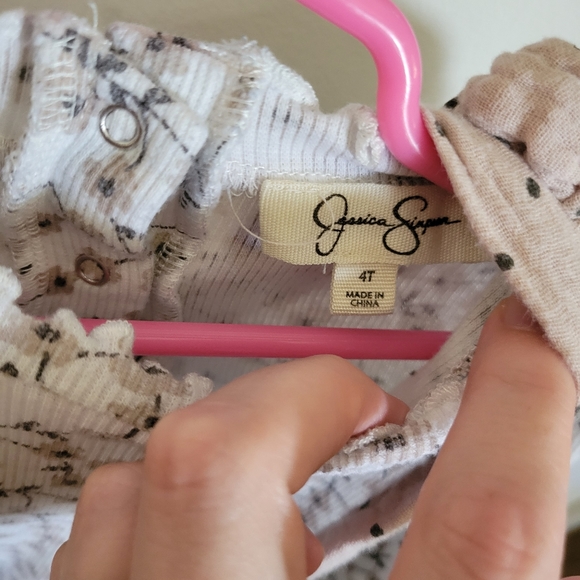 Jessica Simpson set - Picture 3 of 4